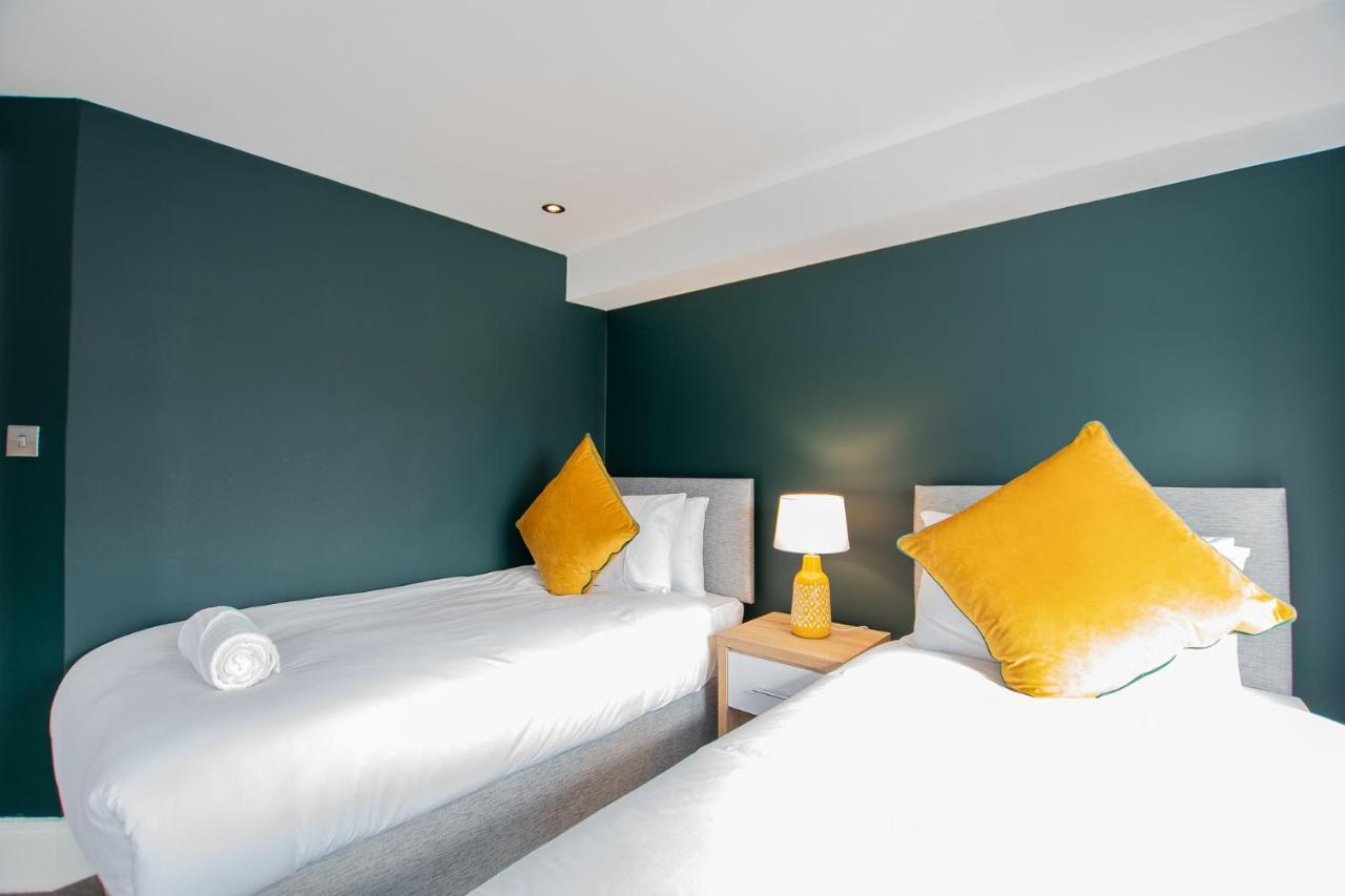 The Yellow Door By Shortstays Dublín Exterior foto