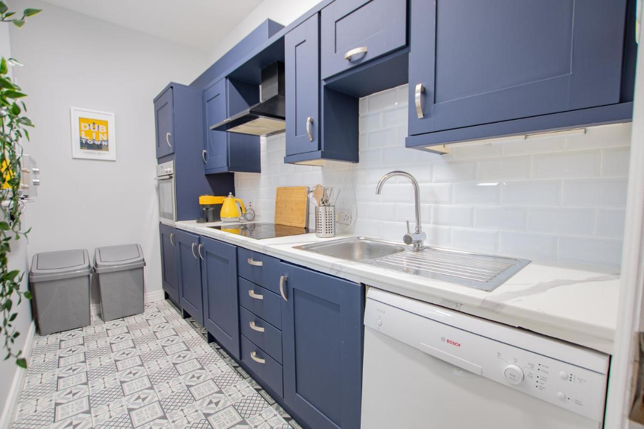 The Yellow Door By Shortstays Dublín Exterior foto