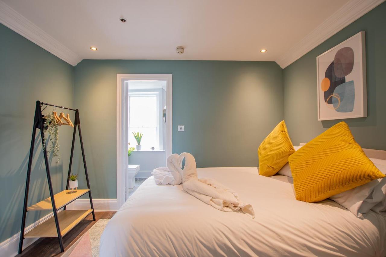 The Yellow Door By Shortstays Dublín Exterior foto